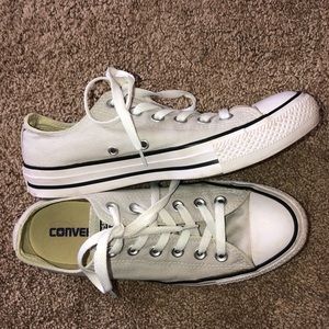 Women’s Converse All-Star - size 8